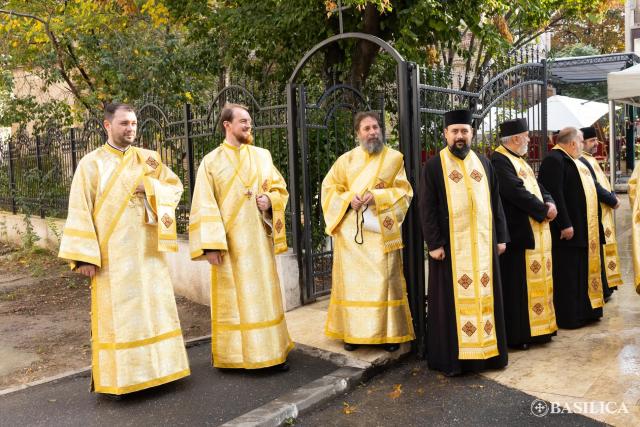 Priveghere la Mănăstirea Mihai Vodă din București în cinstea Sfântului Preot Mucenic Constantin Sârbu