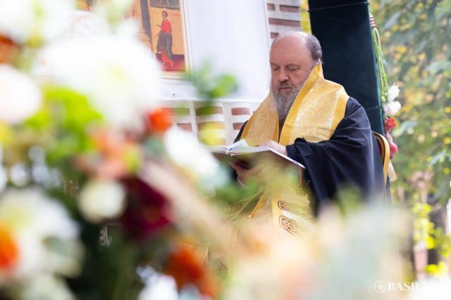 Priveghere la Mănăstirea Mihai Vodă din București în cinstea Sfântului Preot Mucenic Constantin Sârbu