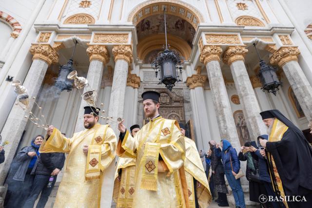 Procesiunea „Calea Sfinților” prin inima Capitalei