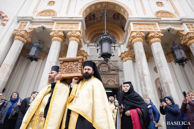 Procesiunea „Calea Sfinților” prin inima Capitalei