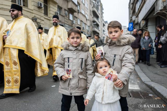 Procesiunea „Calea Sfinților” prin inima Capitalei