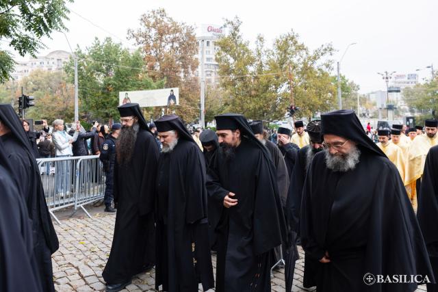 Procesiunea „Calea Sfinților” prin inima Capitalei