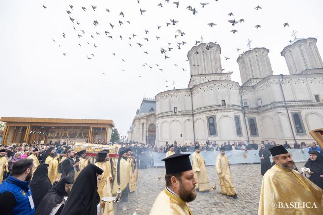 Procesiunea „Calea Sfinților” prin inima Capitalei