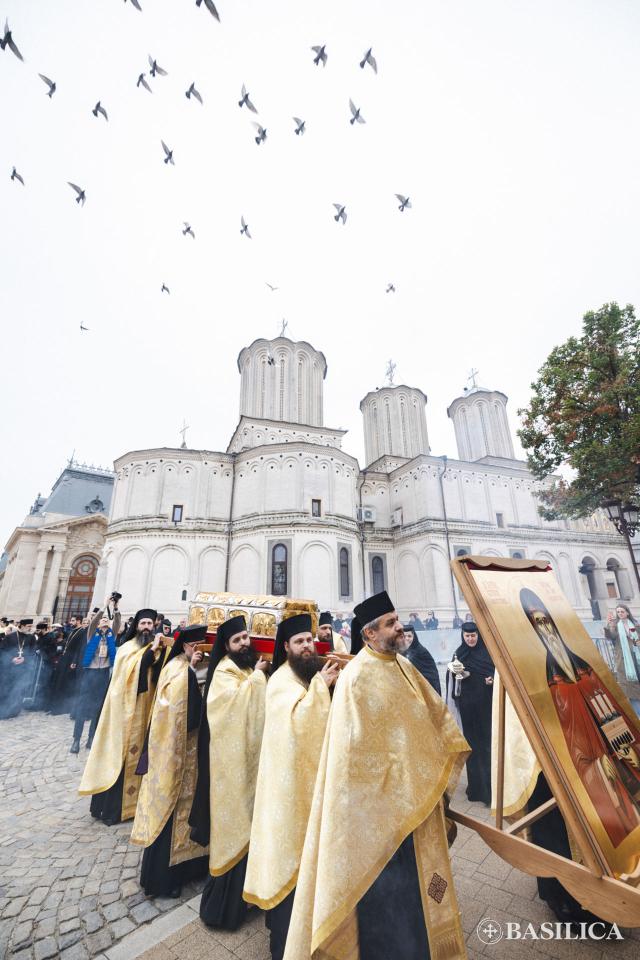 Procesiunea „Calea Sfinților” prin inima Capitalei