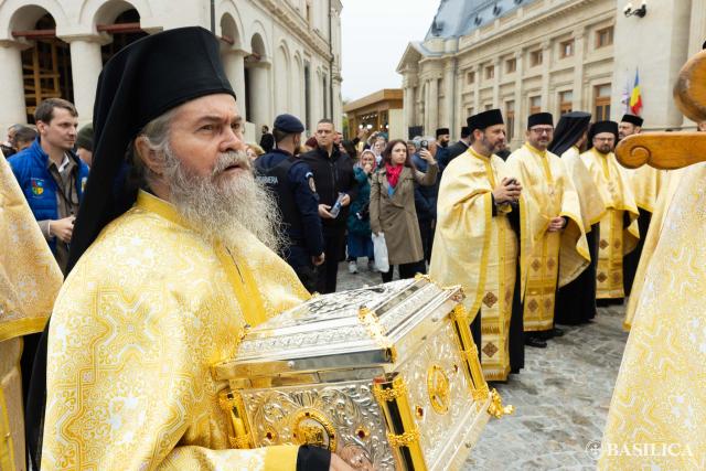 Procesiunea „Calea Sfinților” prin inima Capitalei