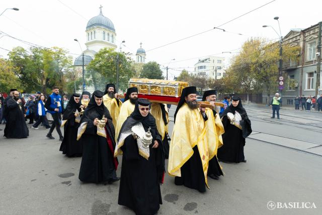 Procesiunea „Calea Sfinților” prin inima Capitalei