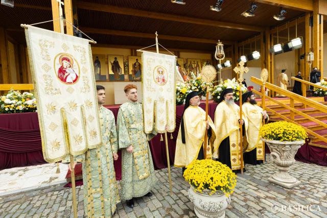 Procesiunea „Calea Sfinților” prin inima Capitalei