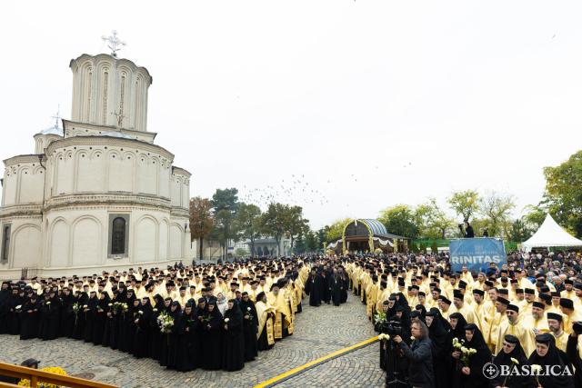 Procesiunea „Calea Sfinților” prin inima Capitalei