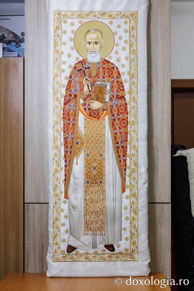 Veșmânt brodat pentru Sfântul Preot Mucenic Constantin Sârbu