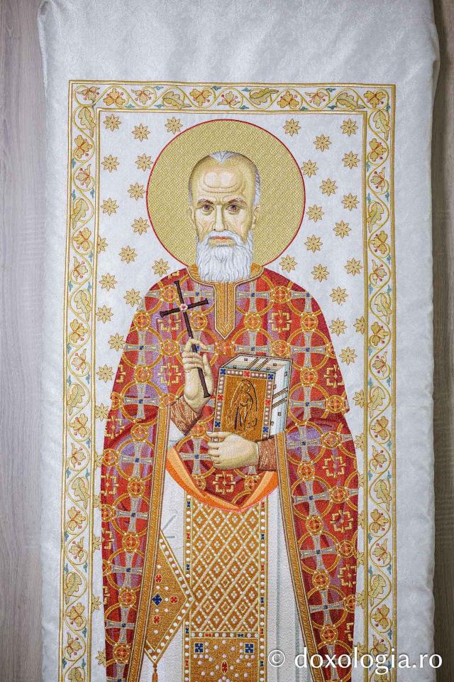 Veșmânt brodat pentru Sfântul Preot Mucenic Constantin Sârbu