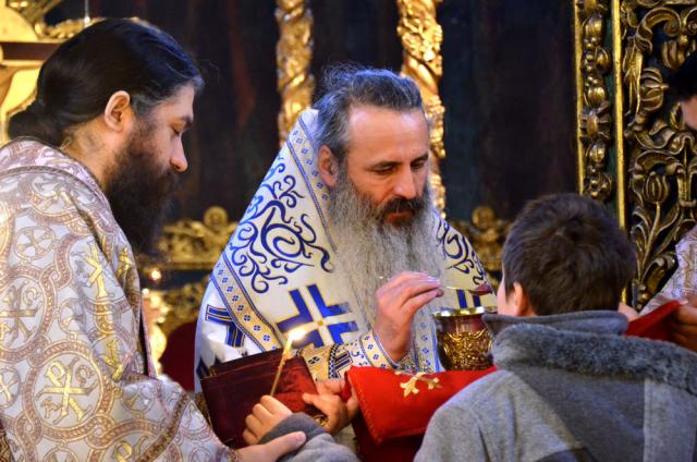 Sfânta Liturghie pentru angajaţii Centrului Cultural Misionar DOXOLOGIA, Iaşi