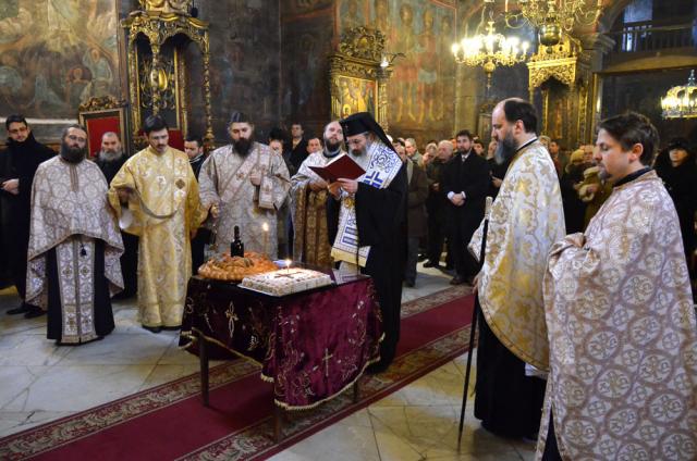 Sfânta Liturghie pentru angajaţii Centrului Cultural Misionar DOXOLOGIA, Iaşi