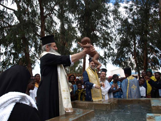 Mitropolitul Teofan al Moldovei și Bucovinei a vizitat misiunea creștin-ortodoxă din Tanzania