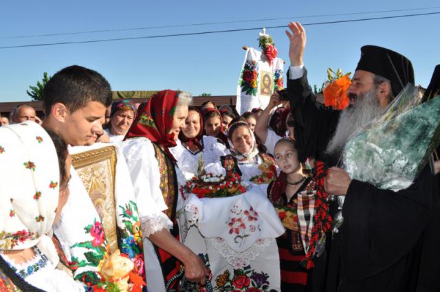 Sărbătoare la Mănăstirea Hadâmbu (foto)