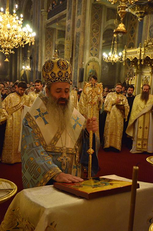 „Adunarea tinerilor creştini ortodocşi din Moldova” - imagini de la Sfânta Liturghie
