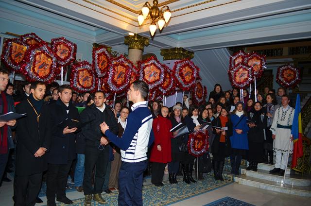 Colindători la Înaltpreasfințitul Teofan