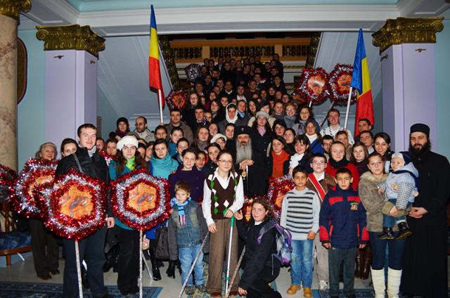 Colindători la Înaltpreasfințitul Teofan