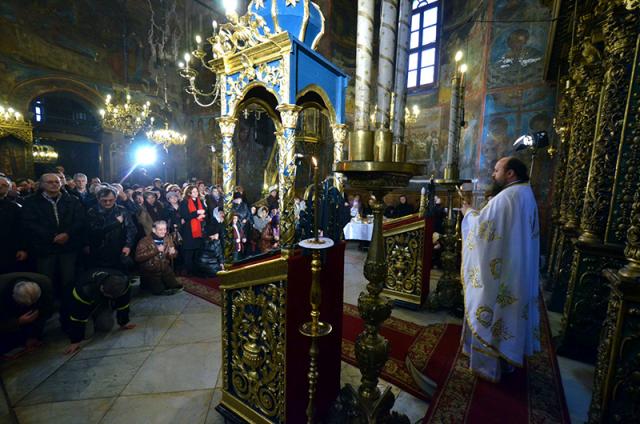 Sfânta Liturghie la Mănăstirea Golia din Iași