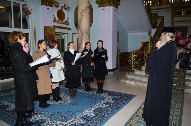 Colindători la Înaltpreasfințitul Teofan