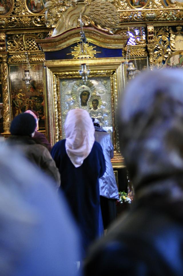 Prin ochi de închinător - resfințirea bisericii „Sfântul Sava” din Iași