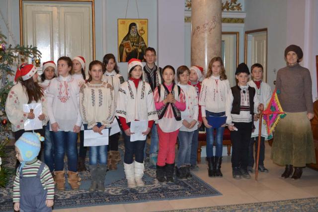Colindători la Reşedinţa Mitropolitană - Şcoala Dagata, Judeţul Iaşi