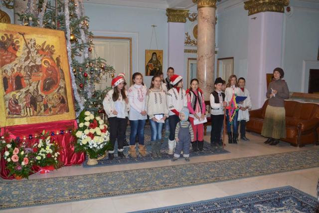 Colindători la Reşedinţa Mitropolitană - Şcoala Dagata, Judeţul Iaşi