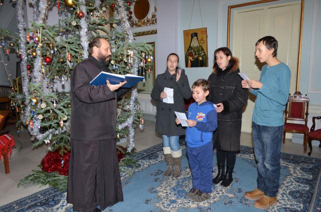 Colindători la Reşedinţa Mitropolitană - Familia Pr. Constantin Ipatov - Iași