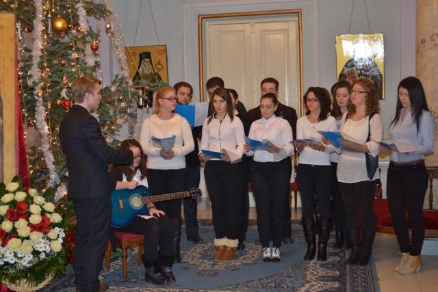 Colindători la Reşedinţa Mitropolitană - Voluntari de la Universitatea de Agronomie din Iași