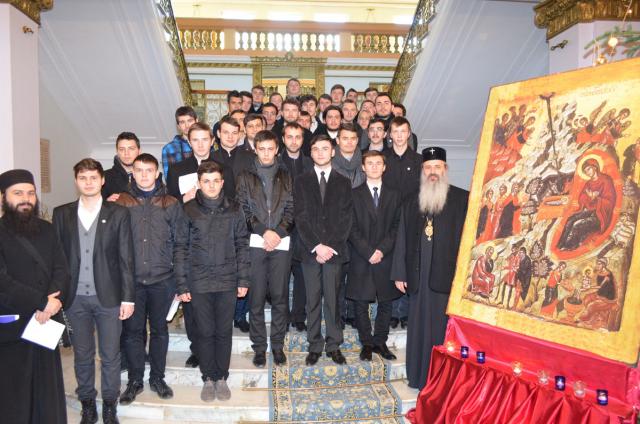 Colindători la Reşedinţa Mitropolitană -Colegiul Sf. Nicolae Iași
