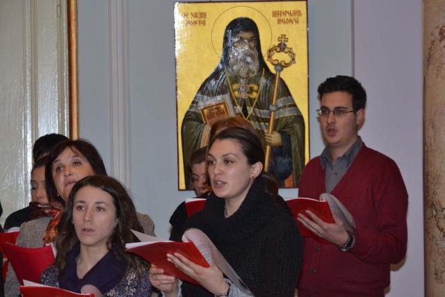 Colindători la Reşedinţa Mitropolitană - Parohia Sf. Cuvioasa Parascheva, Iaşi, Paroh Pr. Prof. Ion Vicovan