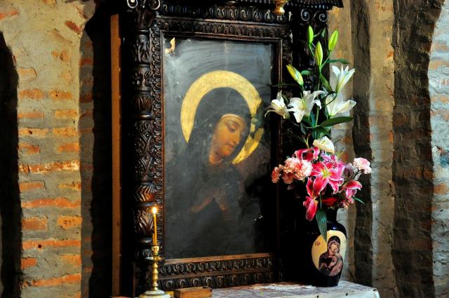 Icoana Maicii Domnului pictată de călugărul Nicanor din Sfântul Munte Athos