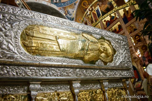 Aducerea moaştelor Sfântului Constantin Brâncoveanu la biserica Sfinţii Brâncoveni din Iaşi - galerie FOTO