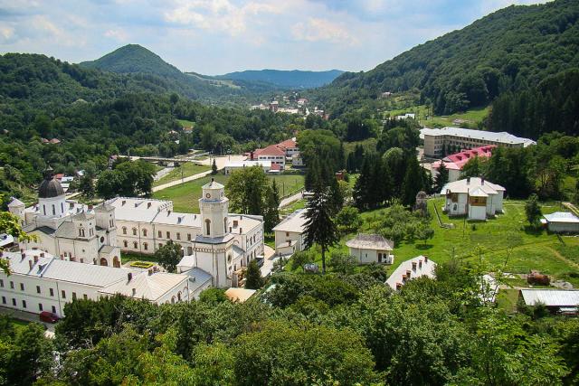 Mănăstirea Bistrița-Vâlcea