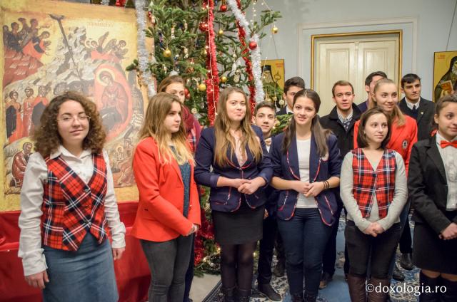 Colindători la Reședința Mitropolitană - Liceul pedagogic din Iași