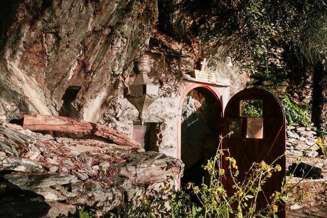 (Foto) Schitul Sfânta Ana din Athos