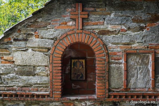 (Foto) Clipe de rugăciune în Muntele Athos