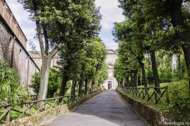 Locul unde a fost martirizat Sfântul Apostol Pavel - Mănăstirea Tre Fontane - Roma - GALERIE FOTO