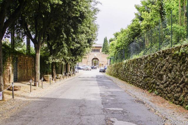 Locul unde a fost martirizat Sfântul Apostol Pavel - Mănăstirea Tre Fontane - Roma - GALERIE FOTO