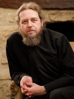 Părintele Răzvan Ionescu