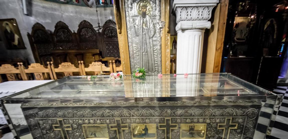 moaștele Sfântului Efrem cel Nou