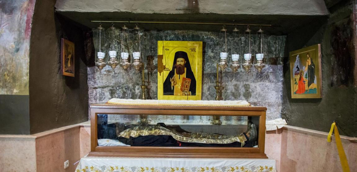 moaștele Sfântului Ioan Iacob Hozevitul