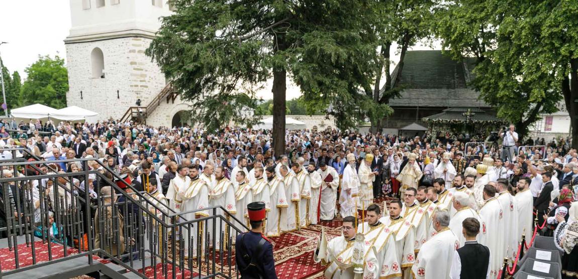 Liturghie arhierească la hramul Sfântului Ioan cel Nou