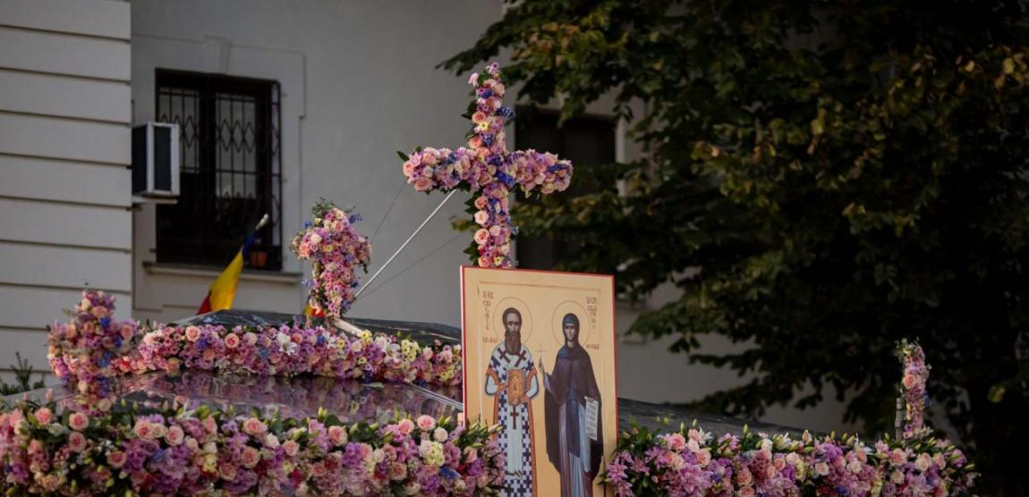 După nouă ani de așteptare, am reușit să avem un băiețel prin mijlocirea Sfintei Parascheva