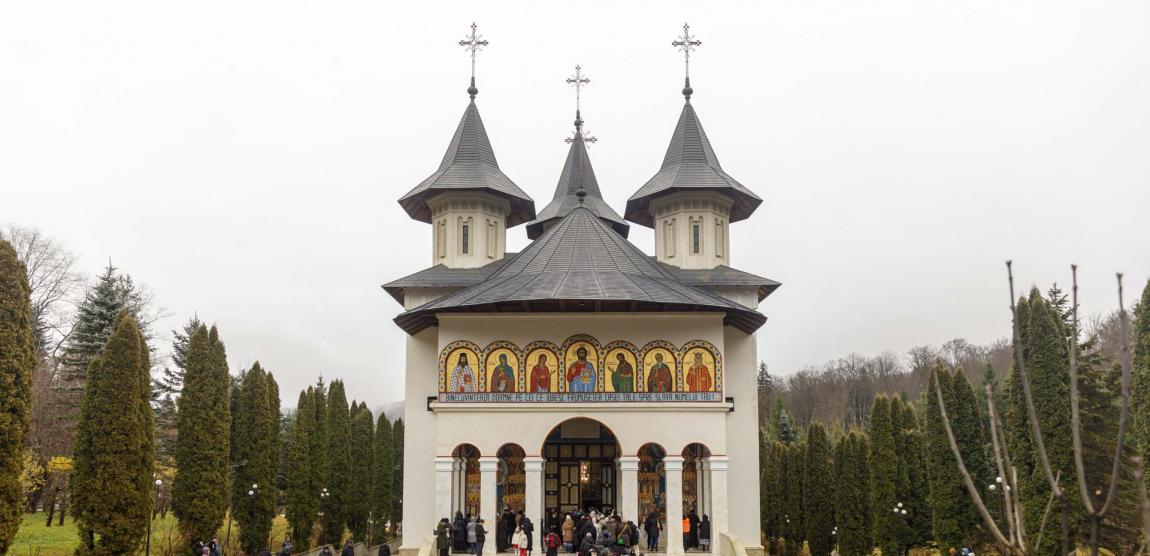 Întâia prăznuire a Sfinților Cuvioși Cleopa și Paisie