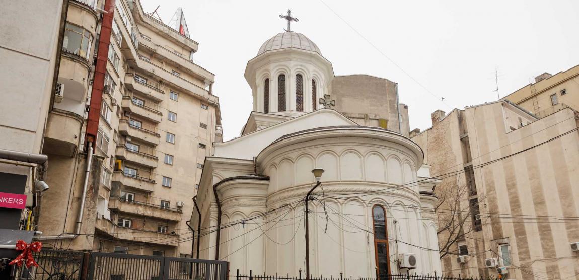 Biserica Sfântul Ioan – Piață din București