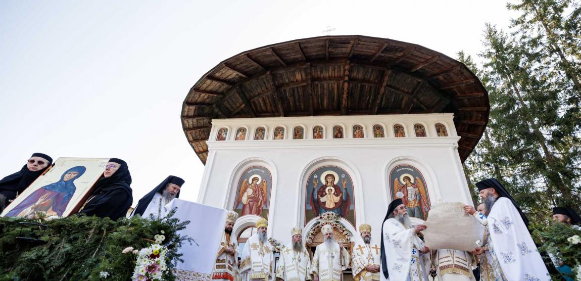 (Foto) Proclamarea locală a canonizării Sfintei Cuvioase Mavra de pe Ceahlău