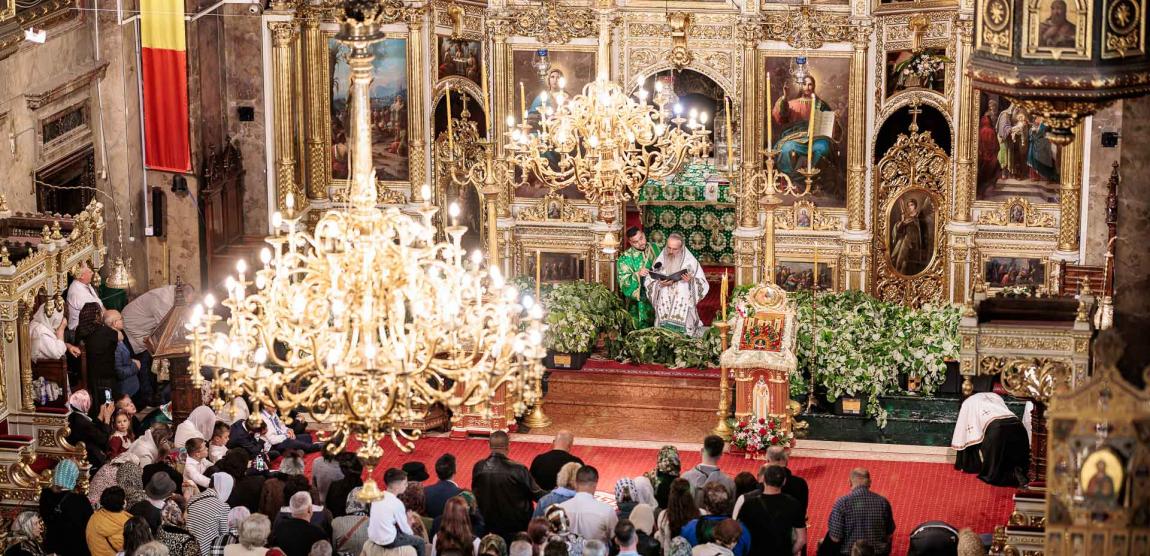 Praznicul Cincizecimii, la Catedrala Mitropolitană din Iași