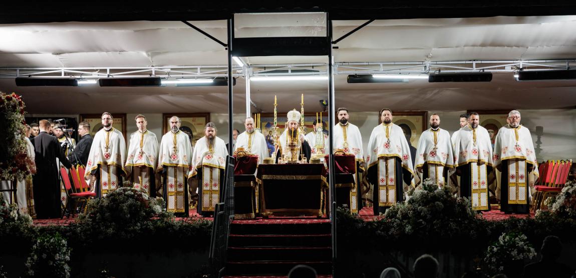 Slujbă de Priveghere în cinstea Sfântului Mare Mucenic Ioan cel Nou de la Suceava