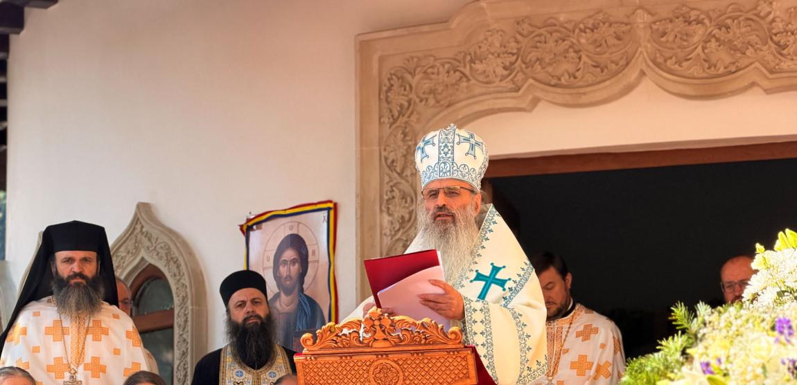 IPS Teofan, Mitropolitul Moldovei și Bucovinei