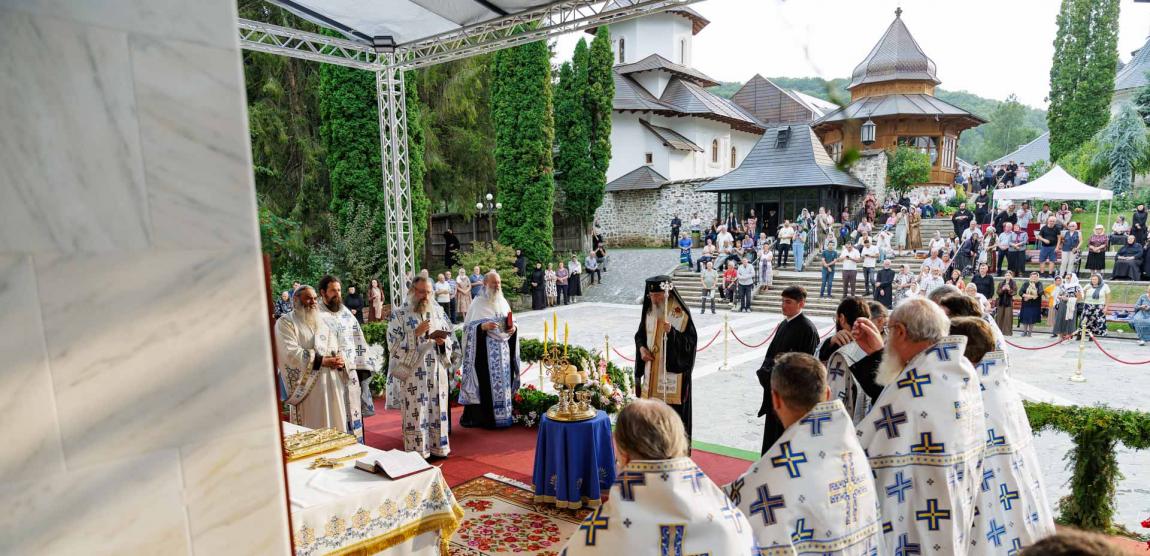 Priveghere în cinstea Sfintei Cuvioase Teodora la Mănăstirea Sihăstria